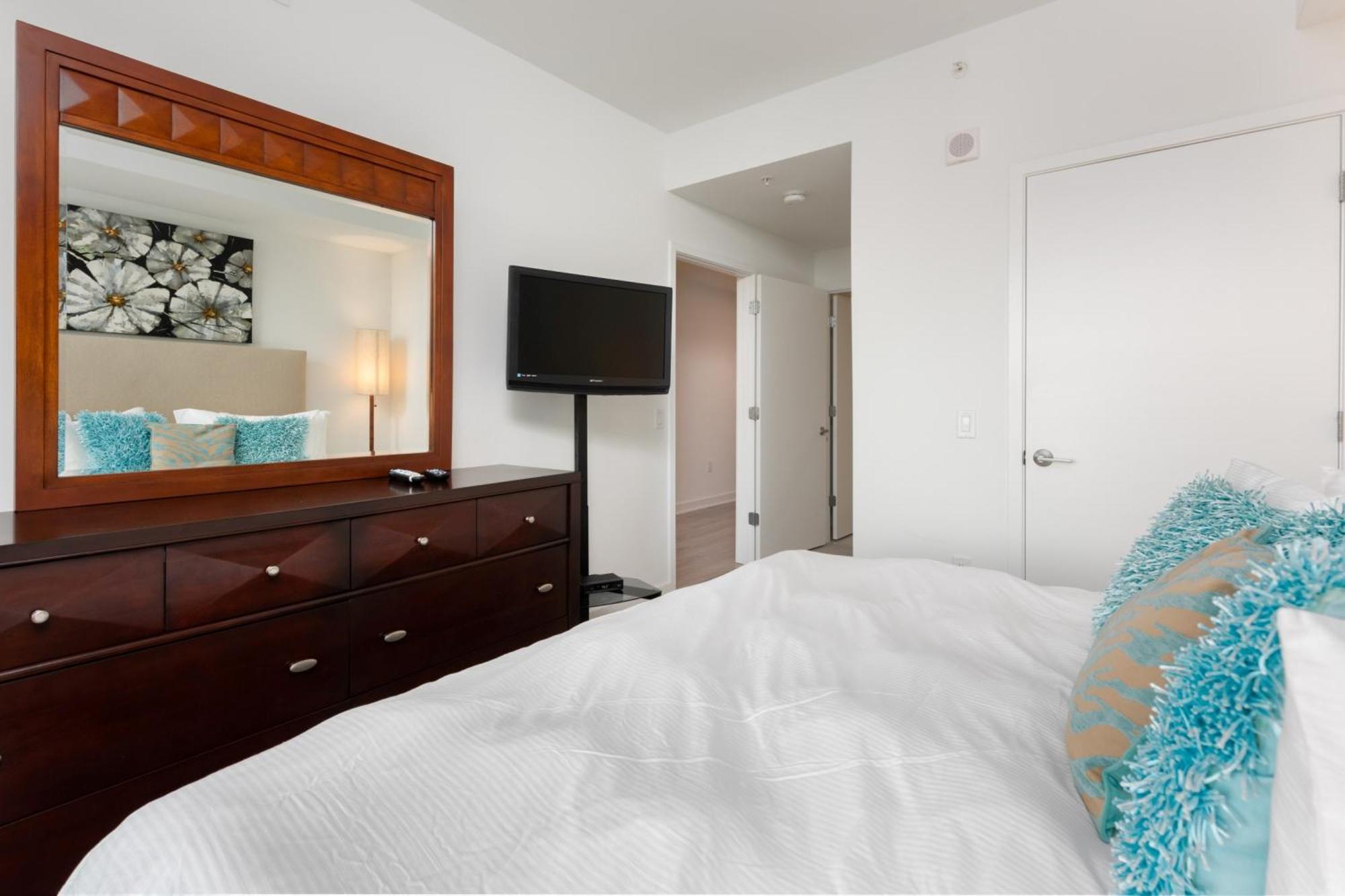 Global Luxury Suites At Reston Town Center Room photo